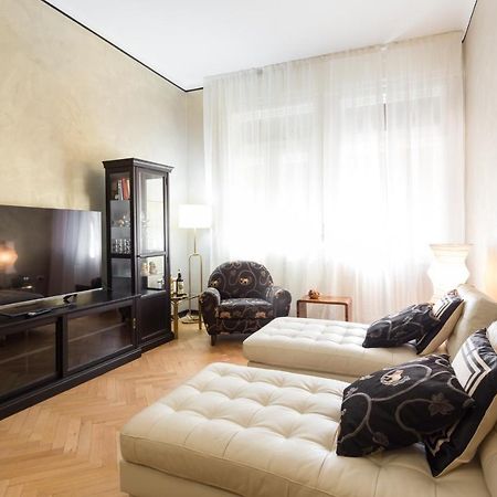 Апартаменты La Casa Di Gatsby Lusso In Pieno Centro Con Parcheggio Гориция Экстерьер фото