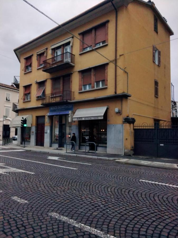 Апартаменты La Casa Di Gatsby Lusso In Pieno Centro Con Parcheggio Гориция Экстерьер фото